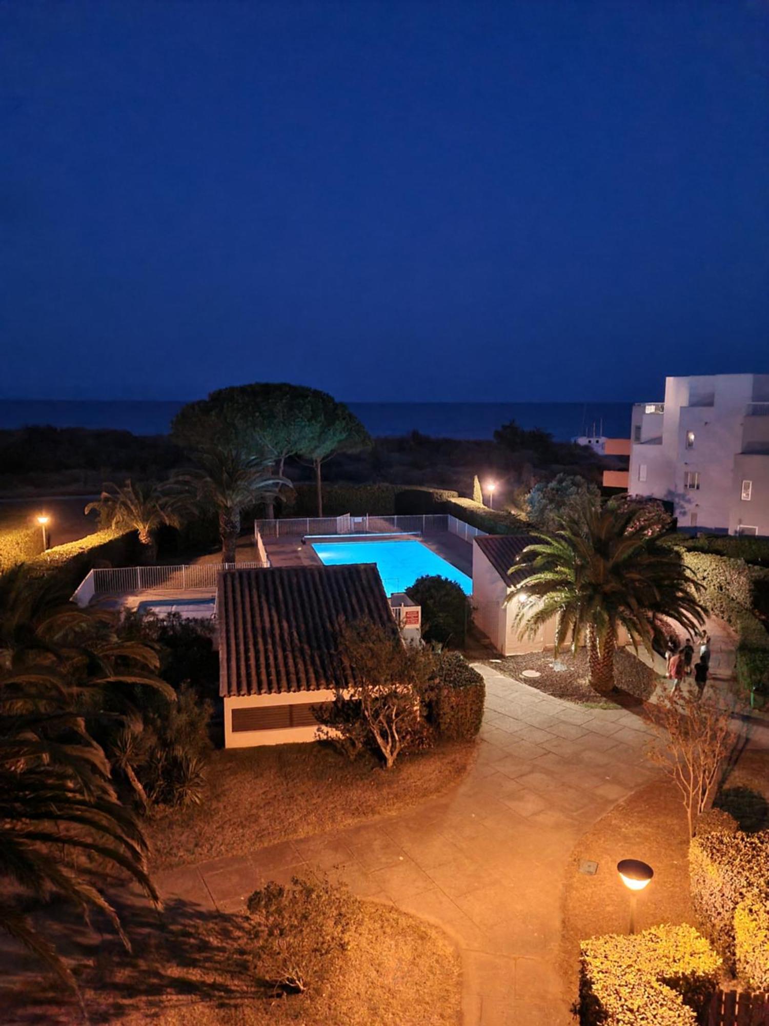 Magnifique Vue Mer Pour Ce T2 Avec Piscine Saint-Cyprien  Luaran gambar